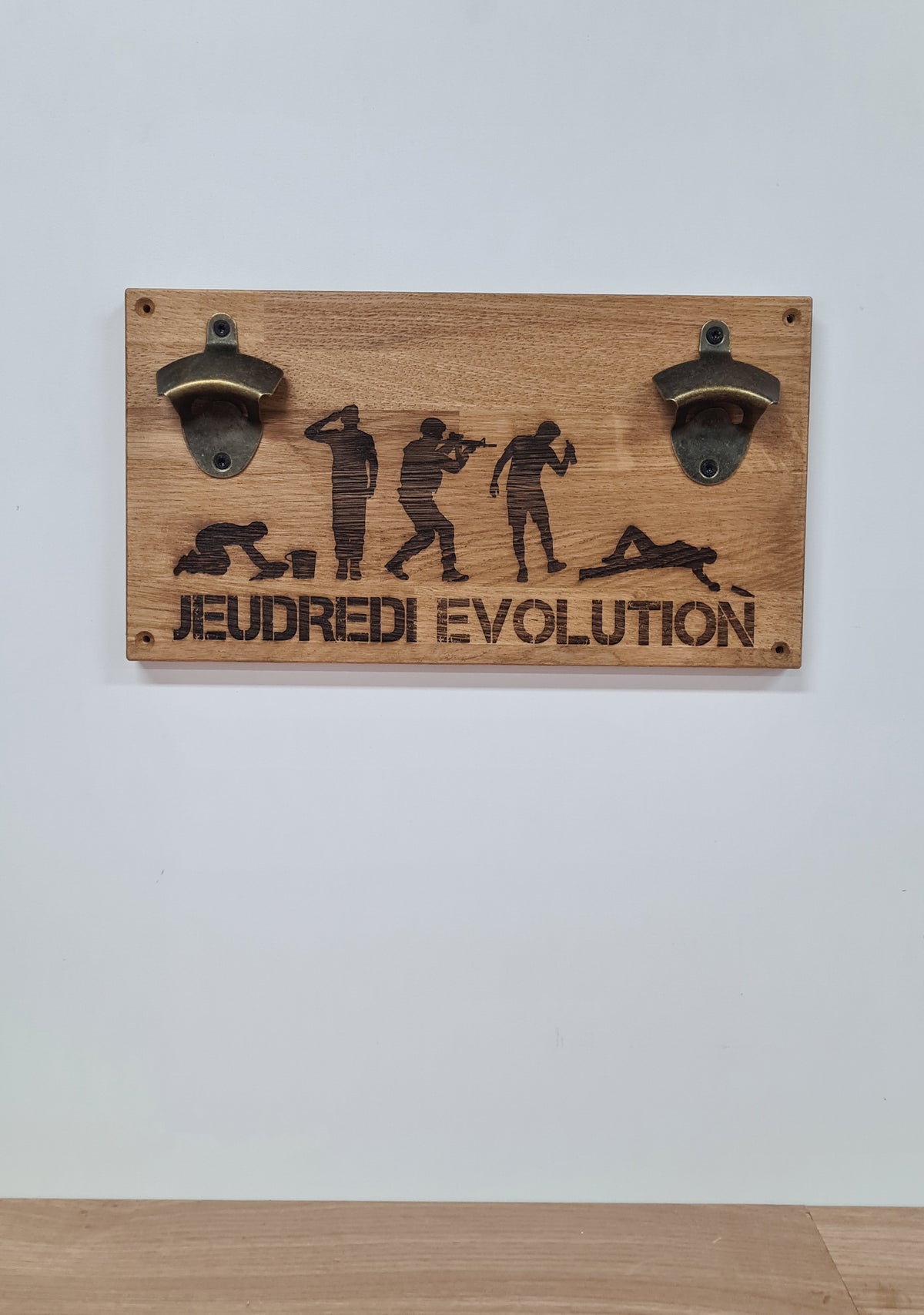 Décapsuleur murale jeudredi evolution