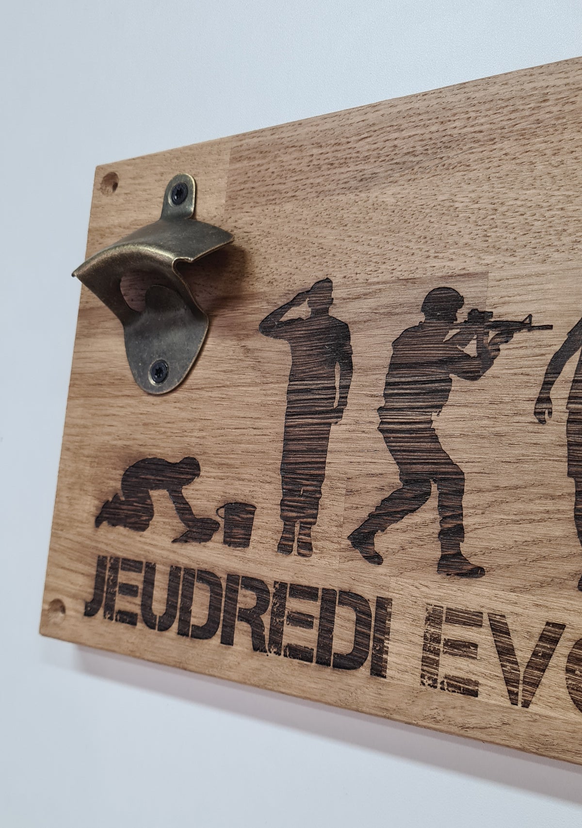 Décapsuleur murale jeudredi evolution